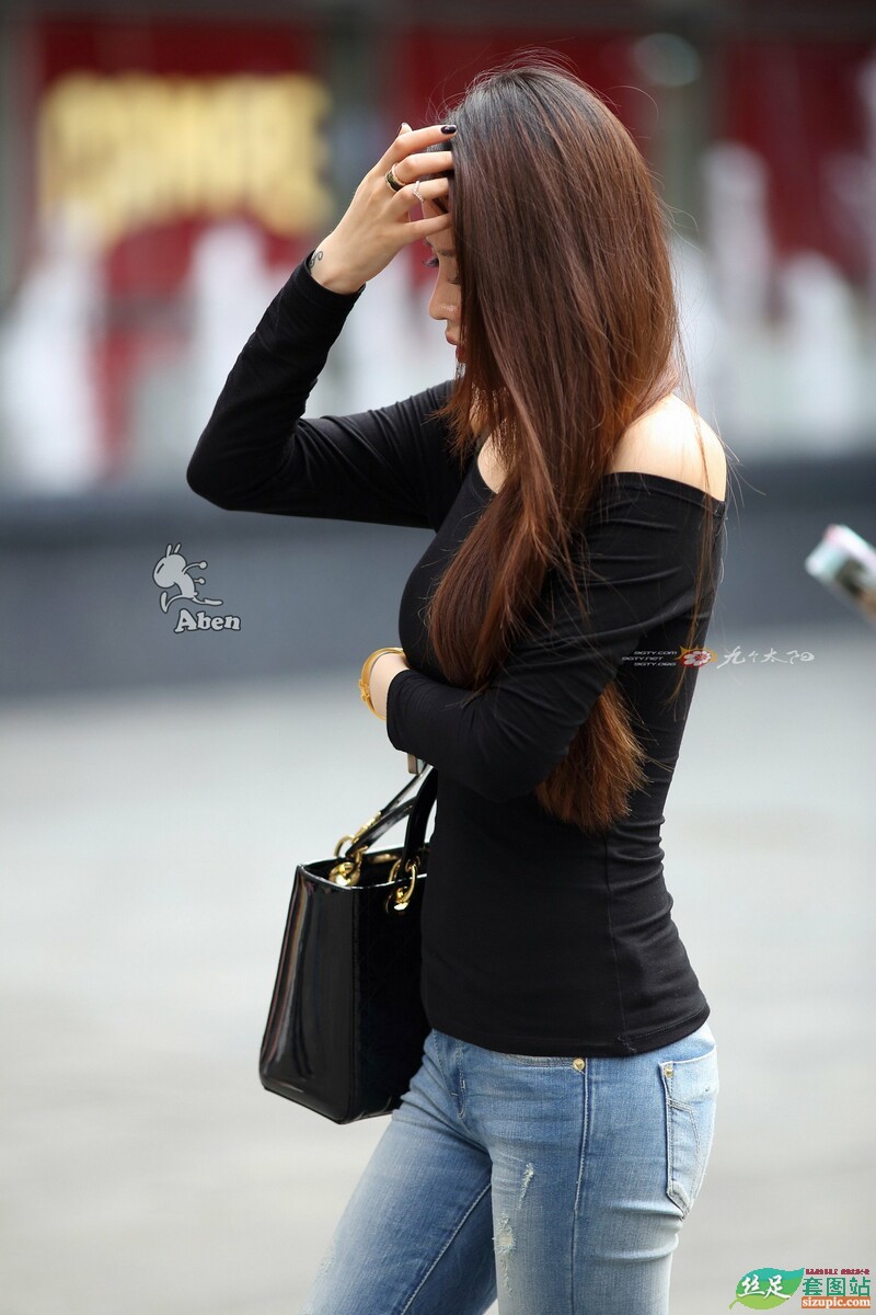 070210l6fdxccw1j1xpcr3.jpg