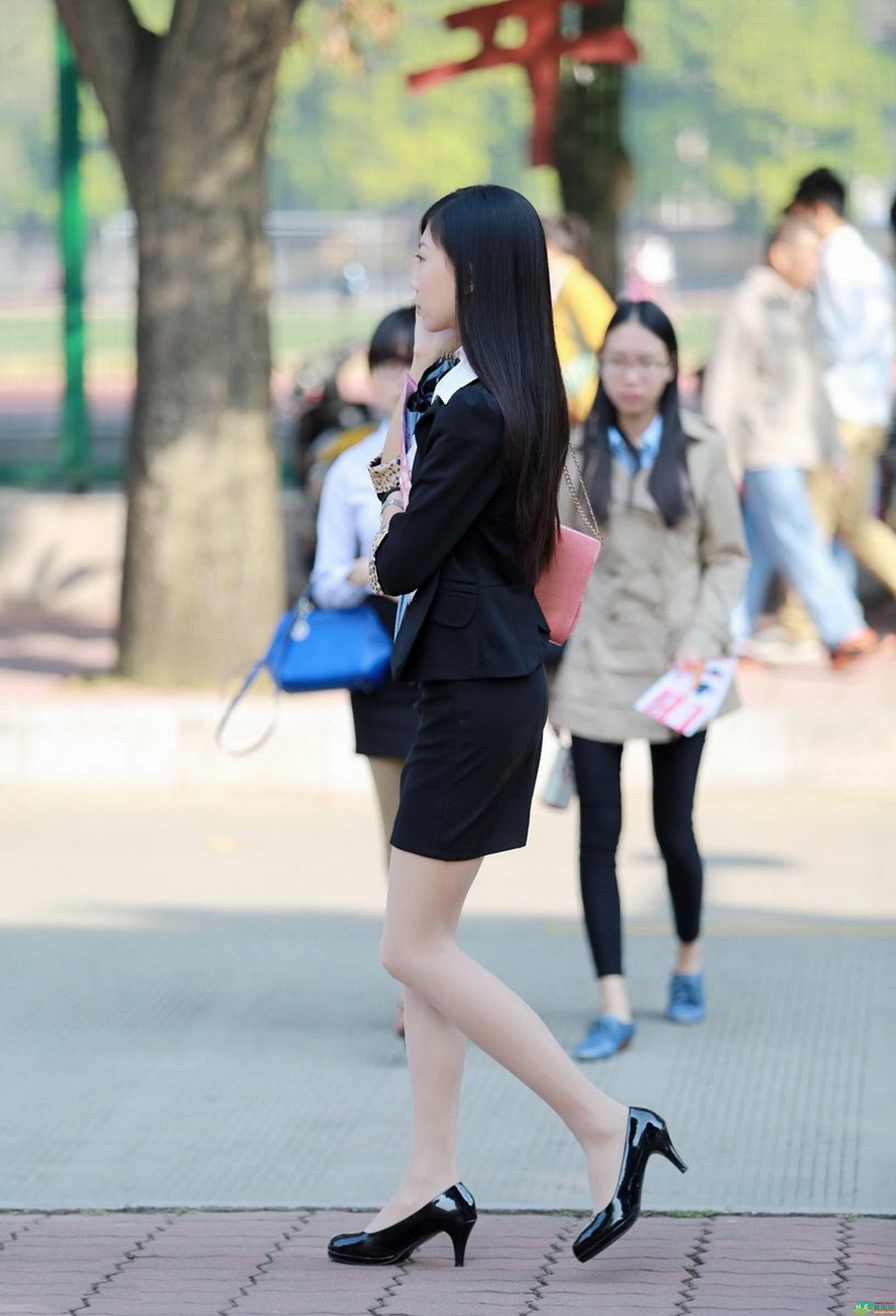 15121100547e312fe1f2cc10da.jpg