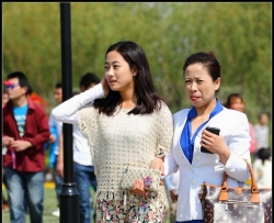 [唯美街拍]  超黑短裙包臀高跟美女 等 （5套）