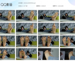 【南国足艺】甜美女生白嫩美脚展示，随意摆动！