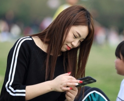 【ABC系列】好美的两位美女大秀棉袜， 脱掉袜子秀美脚 120P