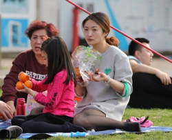 丝足开篇必有黑丝助阵，超低空视角带你到现场领略女人足底风情 第二套 39P
