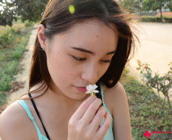 珍藏校园超级可爱嘟嘴学生妹 88p