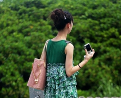 绿裙美腿高跟给你清凉透彻的感觉 [10P]
