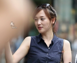 两个极品凉鞋高跟美少妇 [12P]