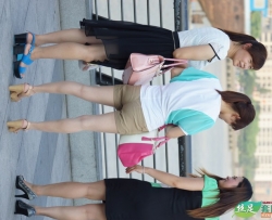 第一眼看到这样的背影我发抖了【45P】