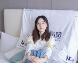 袜啵啵080期：小甜豆-帆布鞋、白棉袜、肉丝（脚尖加固款、裤里丝）