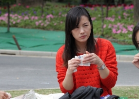 矜持美少妇的汗渍黑丝足（27P）