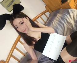 美女主播郭MINI的美足美丝 [10P]