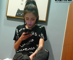 【宿影传媒】美女展示美脚