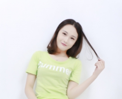 娜娜穿白袜玉足16P
