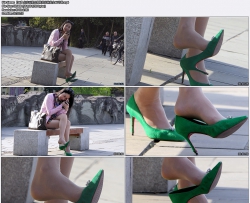 【96】坐在石凳上挑鞋的丝袜美女4K专辑